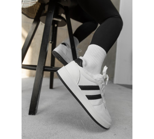 Зимові жіночі кросівки white/black JH130-3 ВТ0498