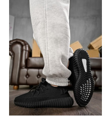 Жіночі кросівки izi total black РН5242