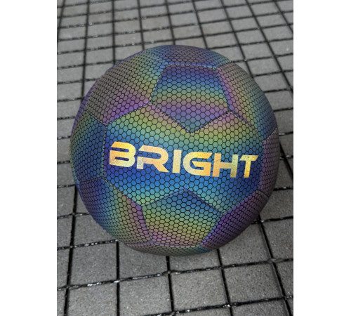 Голографічний м'яч зі світловідбиваючим ефектом Bright ball РН4399