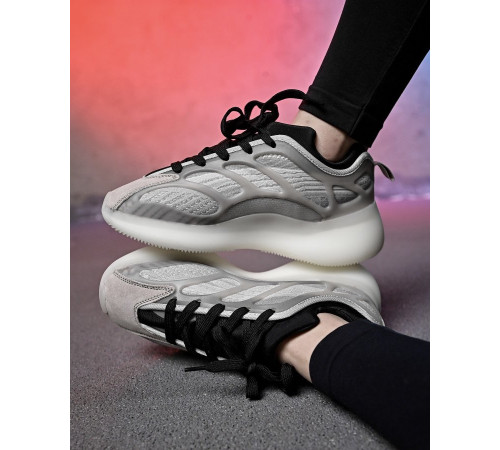 Жіночі кросівки white black ОР6374 за 714 грн