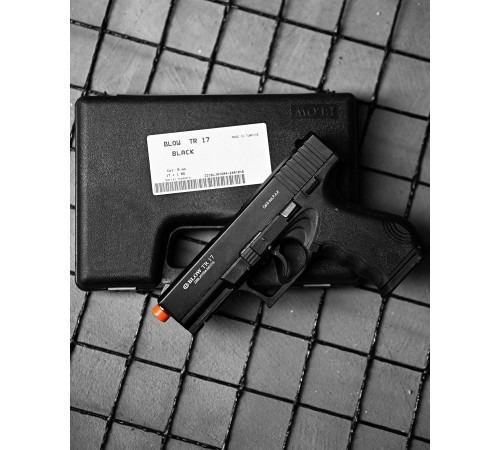 Стартовий пістолет Blow TR 17 Black ДЛ7110