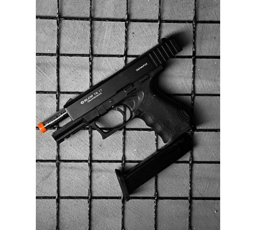 Стартовий пістолет Blow TR 17 Black ДЛ7110