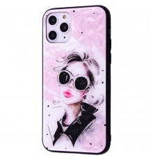 Чехол для Apple Iphone 11 Pro женщина в очках. Цвет: розовый BA-34