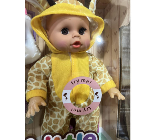 Кукла пупс говорящая с бутылочкой и салфетками Little Baby