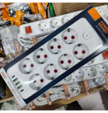 Удлинитель-переноска с 8 розетками и 3 USB-портами 2500W 5 метра