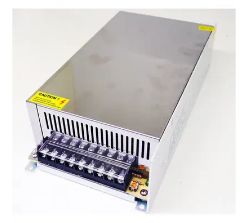Блок питания адаптер 12V 50A, с вентилятором / сетевое зарядное устройство / импульсный блок питания