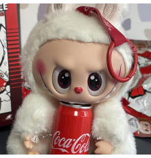 М'яка іграшка-брелок Labubu "Coca-Cola" - стильний аксесуар та милий подарунок