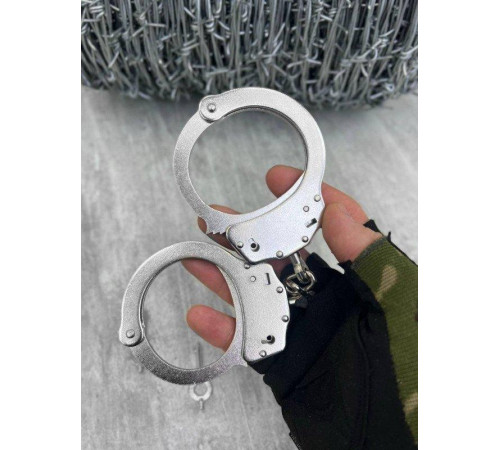 Наручники стальнi EGM