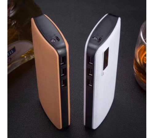 Портативне зарядне 20000 mahc екраном 3 USB + ліхтарик, павер банк, Power Bank